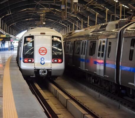 New Delhi Local Train 的图像结果