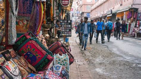 Panticora Local People 的图像结果