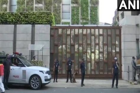 SUV outside Ambani home: Hiren's autopsy kept 'reserved'