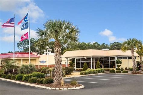 RODEWAY INN & SUITES WILMINGTON NORTH - Hotel Reviews, Photos, Rate ...