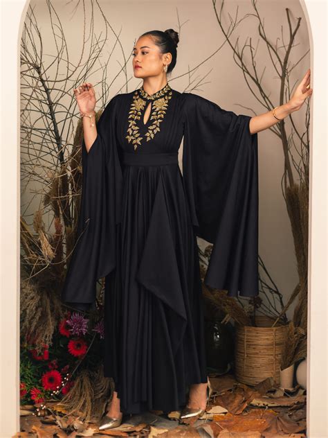 Adonis Gown – House of Fett