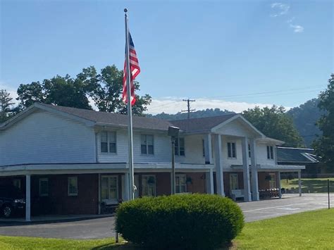 Breathitt Funeral Home | Jackson, KY Funeral Home & Crema...