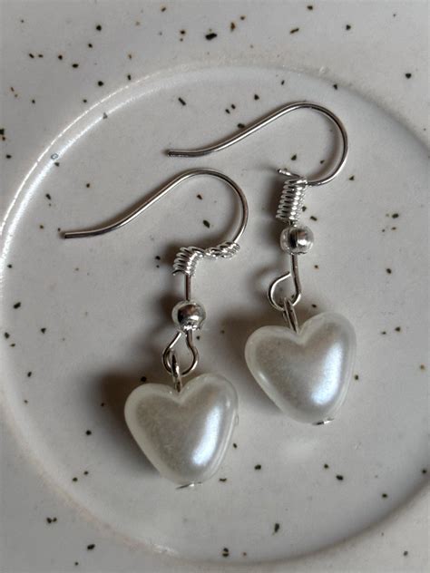 Bold Heart-Shaped Dangle Earrings – Curvy Jewels