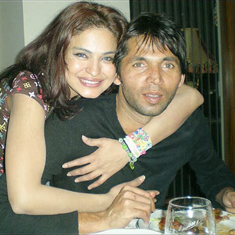 Top Pakistani cricketer Mohammad Asif was in trouble with his former ...