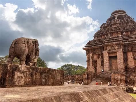 10 most beautiful temples in India you must visit once - Brihadeeswara ...