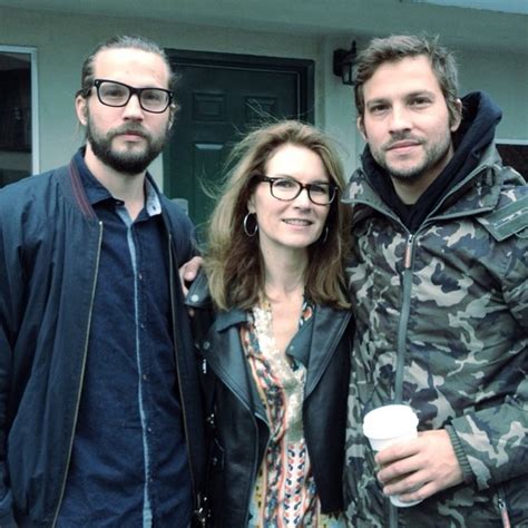 Meet Logan Marshall-Green, The OC alum starring with Sarah Jessica ...