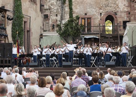U.S. Army Europe Band and Chorus perform German-American Friendship ...