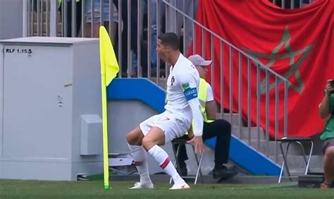 葡萄牙被摩洛哥全场吊打 C罗再超神助球队胜利 假摔+飞机又如何 梅西怕了吗