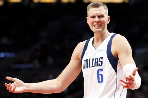 Kristaps Porzingis traded to Wizards at NBA trade deadline