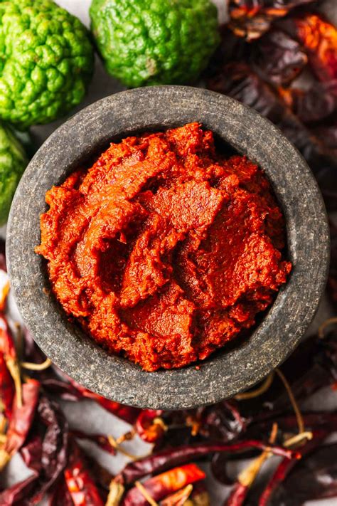The Best Thai Red Curry Paste Substitutes (+ What To Avoid) - Non ...