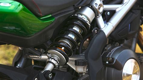 Benelli TNT 300 2015 STD Bike Photos - Overdrive