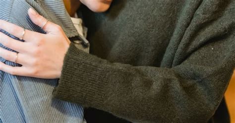 Crying Help Letter 的图像结果