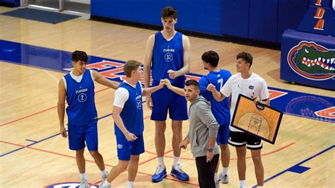 7-foot-9 Olivier Rioux plans to redshirt at Florida this season | 10tv.com