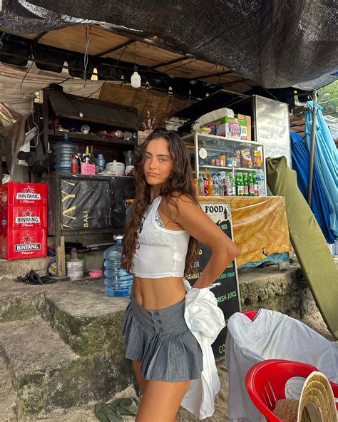 Maya Grell | Closing old doors and opening new ones | Instagram