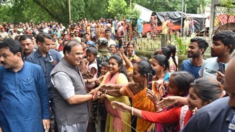 Assam CM Himanta Biswa Sarma to provide assistance for reconstruction ...