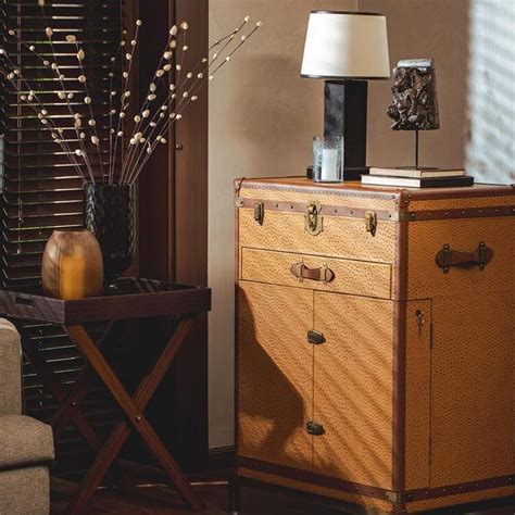 Hestia Trunk Bar Tan Leather Stylish Home Bar Unit – house-of-anantaa