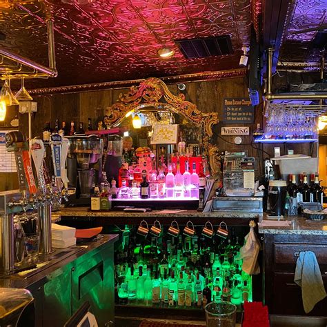 SQUIRE'S RESTAURANT, Briarcliff Manor - Restaurant Reviews, Phone ...