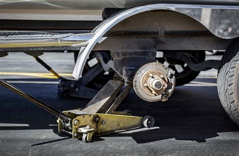 Why Trailer Brakes and Wheel Bearings Are Important - Les Schwab