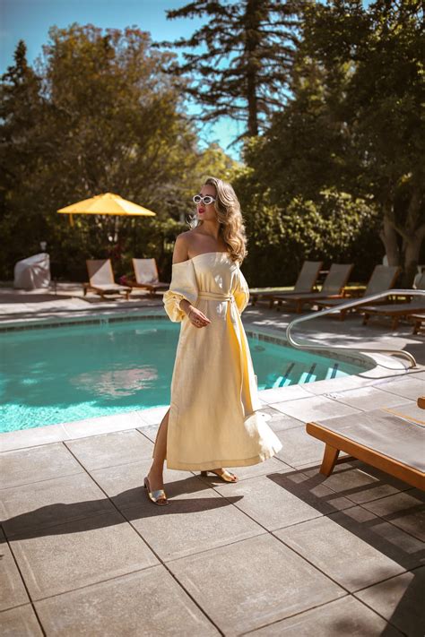 Pool Party Outfit: Day 23 - MEMORANDUM - NYC Fashion and Lifestyle