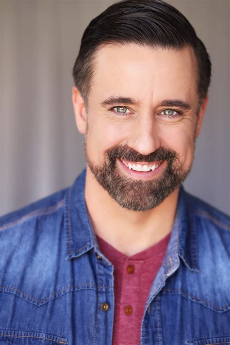 Safelite Commercial Actor 60 Photos - Moonagedaydream.film