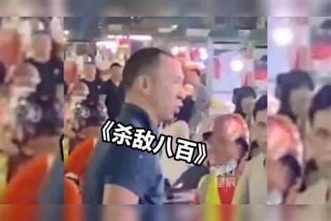 两名男子路边竟上演“口水大战”，正所谓君子动口不动手，正是运用到恰到好处_路边竟_君子_大战