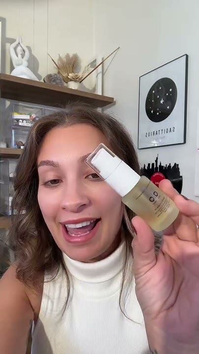 Unboxing the 24-Day Yoga Advent Calendar! #alo #aloadventcalendar - YouTube