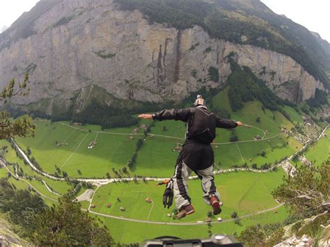 BASE Jumping Oklahoma: Training & How it Differs from Skydiving