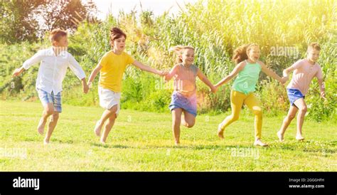 Running Children 的图像结果