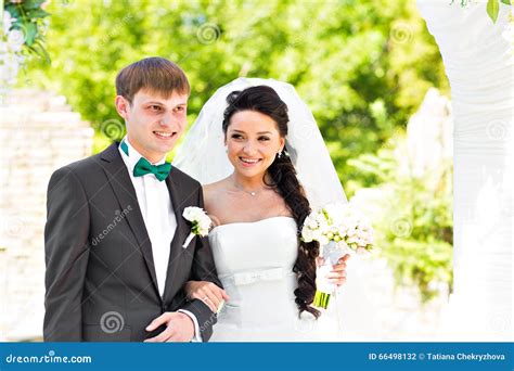 Get Married 的图像结果