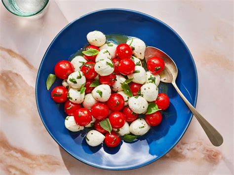 14 Mozzarella Recipes That'll Leave You Wanting More