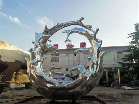 天津雕塑—天津金融街不锈钢雕塑