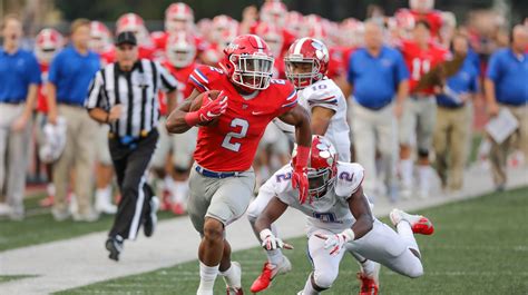 Jackson Prep football romps past Forest for 21st straight victory