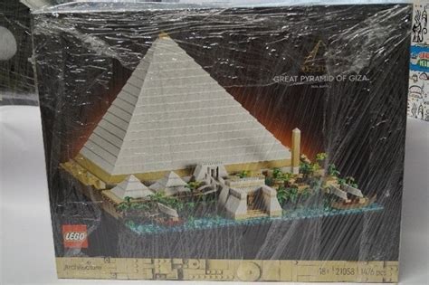Image result for Pyramide 2000