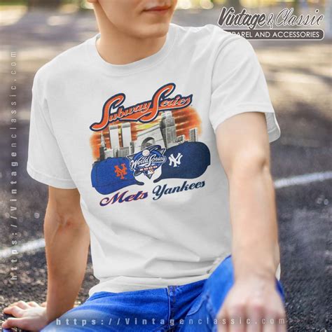 New York Mets Vs New York Yankees Shirt - Vintagenclassic Tee
