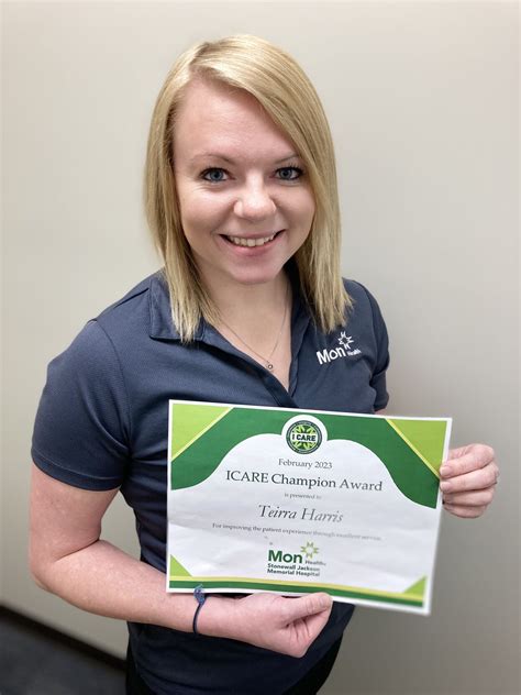 Teirra Harris receives Employee Honor at Mon Health Stonewall Jackson ...