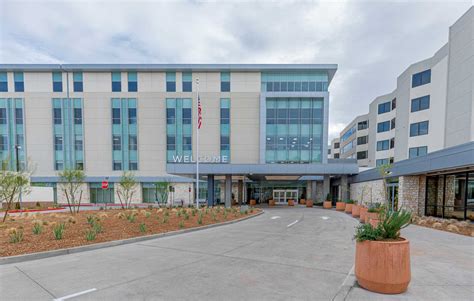 Sunrise Hospital | Giroux Glass