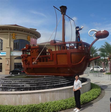 恒大•阳江夏威夷大型海盗船钢结构景观装置_广州璟色雕塑有限公司