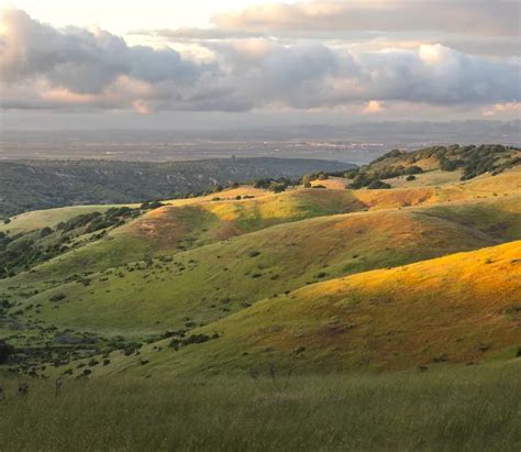 Academic Calendar Policy | California State University Monterey Bay