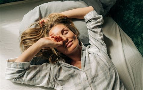 What Causes “Sleep” in Your Eyes? | Pack and Bianes Vision