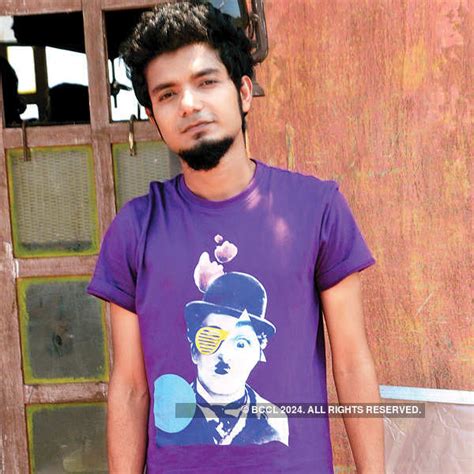 Sreenath Bhasi on the sets of Jean Paul Lal's 'Honeybee'.