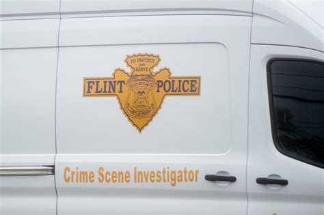 Flint shooting leaves one man dead, another in jail - mlive.com