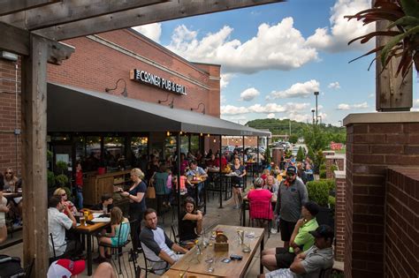 Valley Park Location | The Corner Pub & Grill