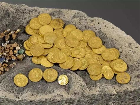 Treasure at Treasure Coast! Divers find $1 million in gold coins from ...