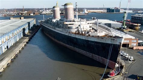 SS United States heads to final destination – as a reef in the Gulf