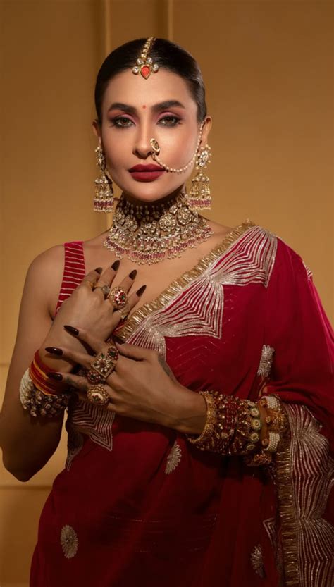 Hrithik Roshan fans gear up to host 'First Show of India' for War 2 at ...