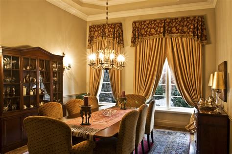 7 Elegant Curtain Ideas For Your Dining Room