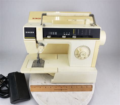 Singer Model 6212C Sewing Machine 的图像结果