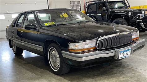 Buick Roadmaster Market - CLASSIC.COM