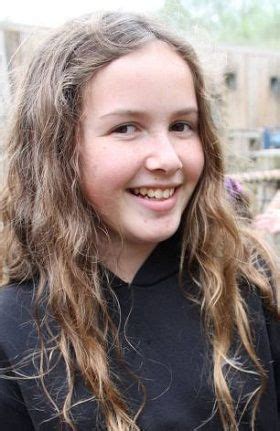 【图】适合13岁女孩的发型 小女生发型让你充满活力萌萌哒！_适合13岁女孩的发型_伊秀美容网|yxlady.com