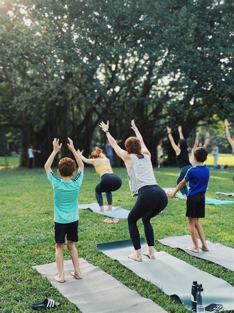 Free Outdoor Family Yoga in Bishan Park (Nov 2024), Ficus Green, Bishan ...